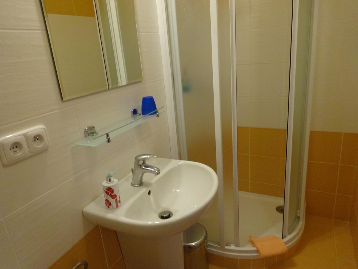 Hostinec U Janatu S Ubytovanim Hotel Cestin Kamer foto