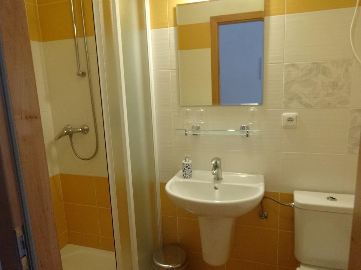 Hostinec U Janatu S Ubytovanim Hotel Cestin Kamer foto